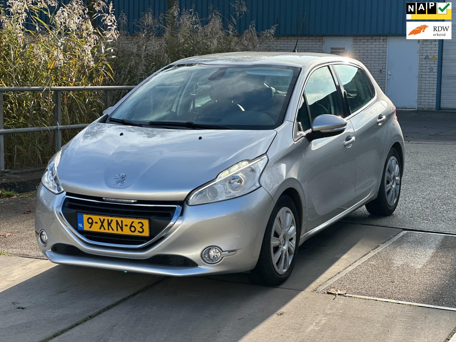 Peugeot 208 1.6 VTi Allure Automaat! Clima! PDC! LM velgen!, Auto's, Euro 5, Gebruikt, Bedrijf, 1065 kg
