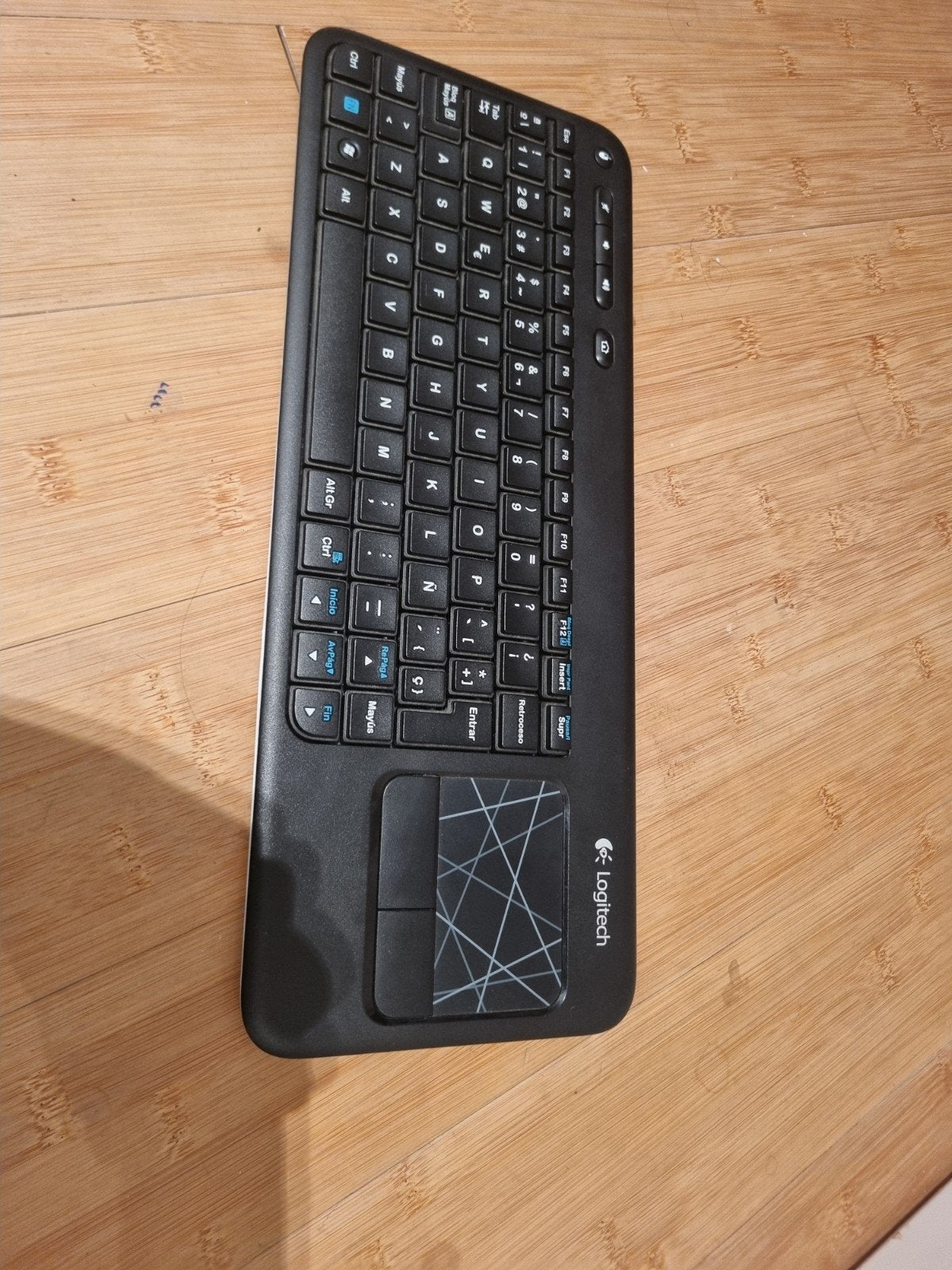 Logitech K400 draadloos toetsenbord - Spaanse indeling, Gebruikt, Logitech, Ophalen of Verzenden, Overige indelingen