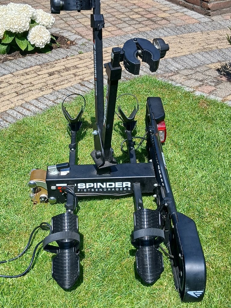 Spinder Cross fietsendrager, Auto diversen, Fietsendragers, Ophalen, Elektrische fiets, Zo goed als nieuw, 2 fietsen