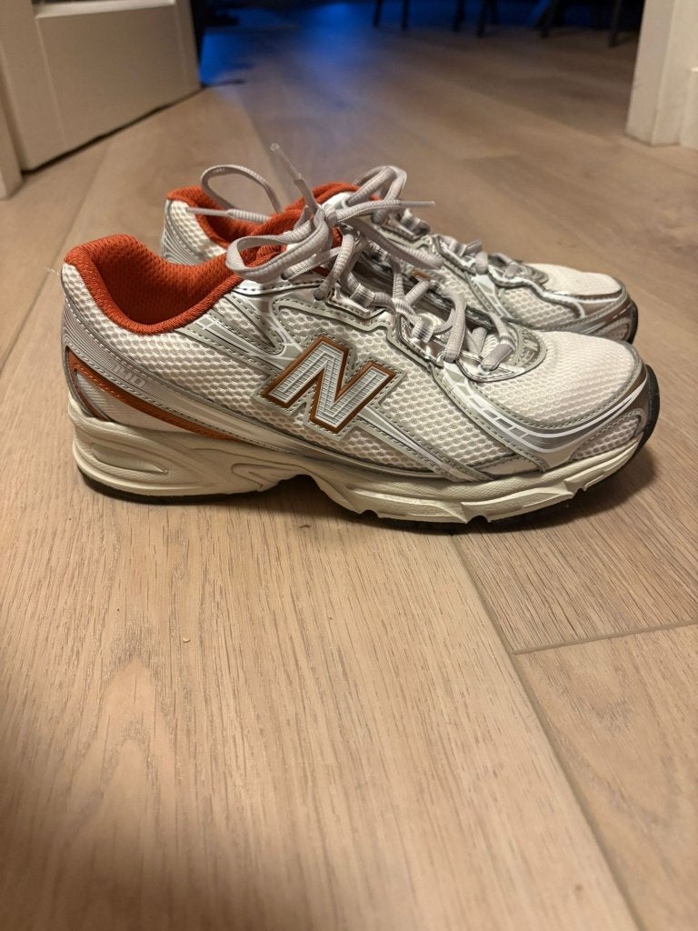 New Balance 740 / 530 (Maat 39.5) - Zo goed als nieuw, Kleding | Dames, Schoenen, Wit, New Balance, Ophalen of Verzenden, Sneakers of Gympen