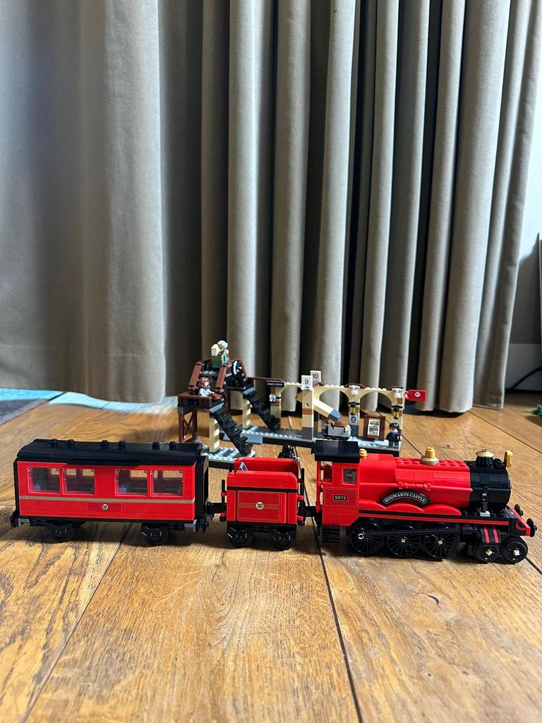 LEGO Harry Potter De Zweinstein Express - 75955, Ophalen of Verzenden, Zo goed als nieuw