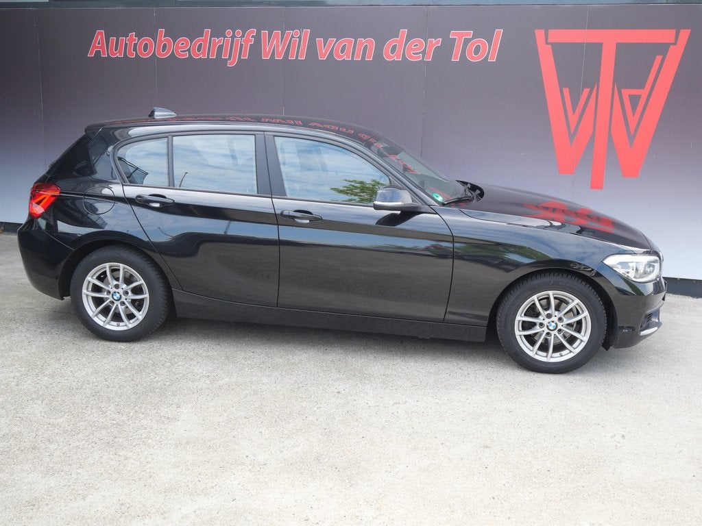 BMW 1-serie 116i EXECUTIVE | CRUISE | FULL-LED | NAVIGATIE |, Auto's, BMW, Bedrijf, Te koop, 1-Serie, ABS, Airbags, Airconditioning