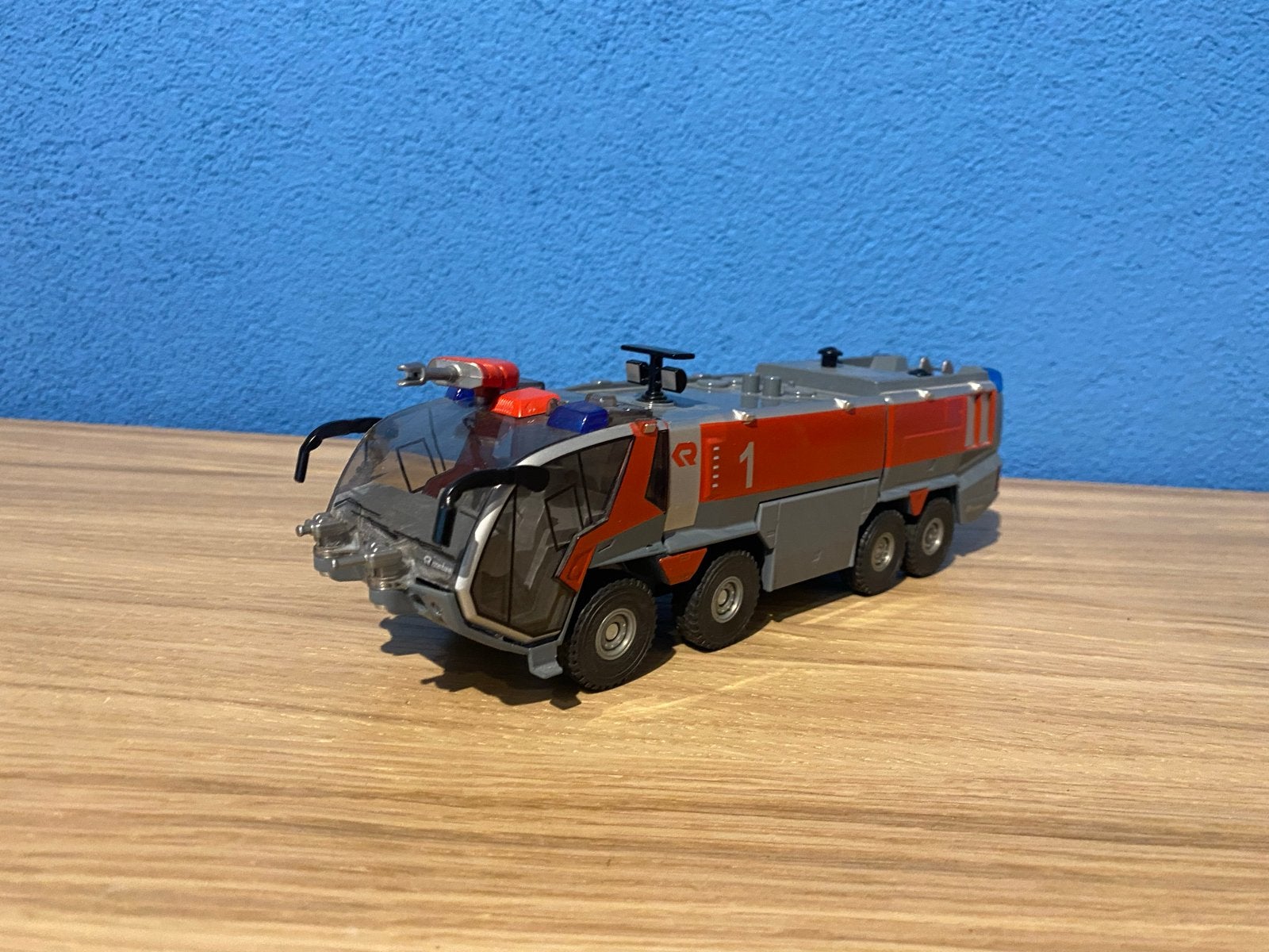 Siku 2105 Brandweer Rosenbauer Rood 1:50, Ophalen of Verzenden, Gebruikt, Bus of Vrachtwagen, SIKU