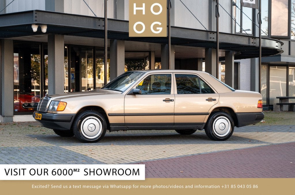 Mercedes-Benz 200-serie 230 E (W124) (bj 1987), Auto's, Oldtimers, Stof, Zwart, Overige kleuren, 132 pk