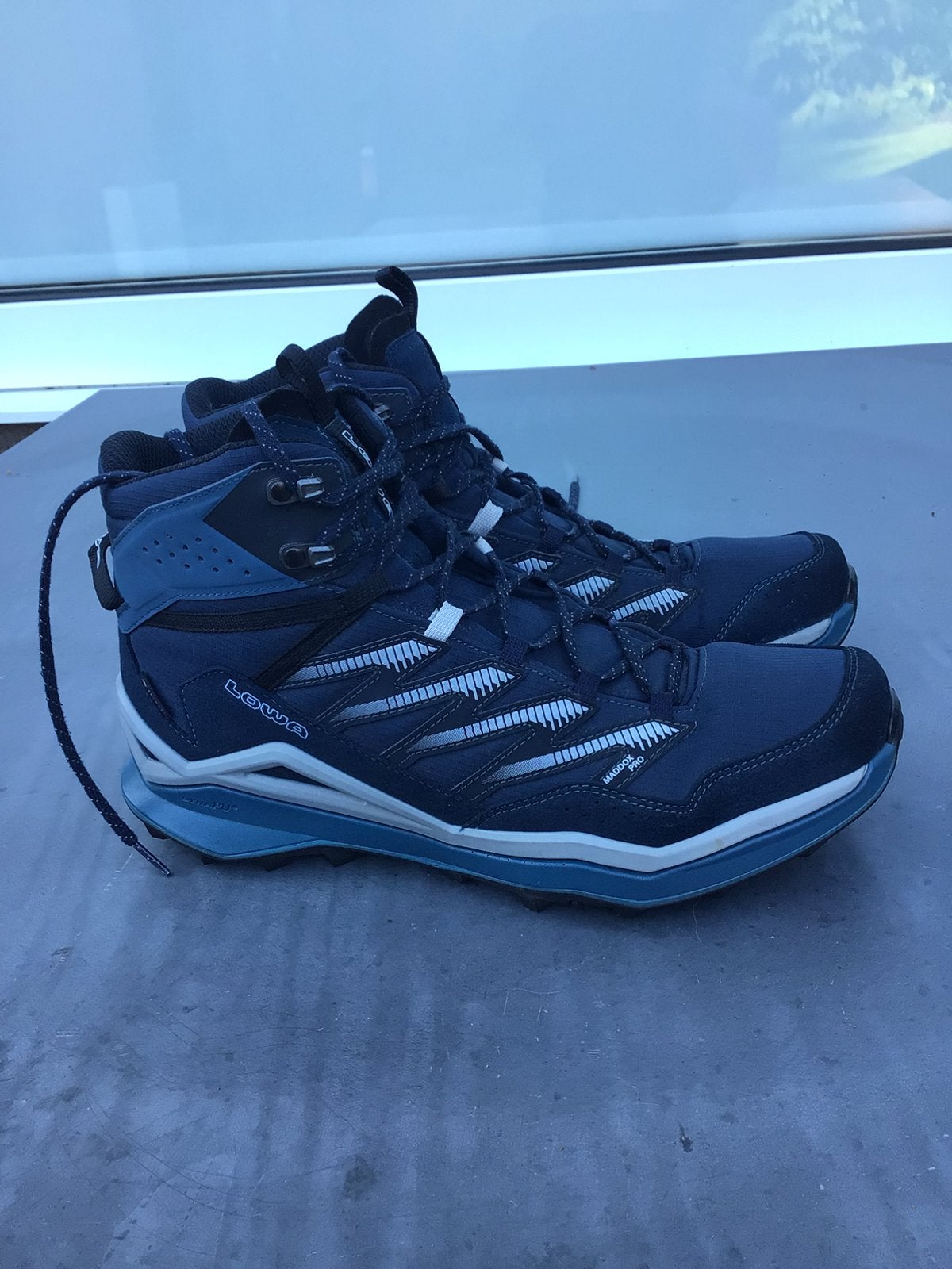 Lowa Maddox Pro maat 44,5  wandelschoenen, Ophalen of Verzenden, Zo goed als nieuw, Blauw, Wandelschoenen of Bergschoenen