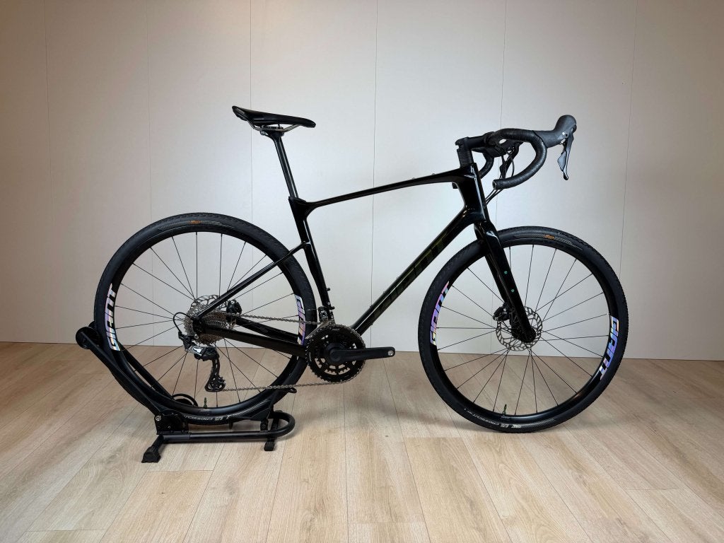Giant Revolt Advanced 2 - GRX - Maat M/L - Gravelbike, Fietsen en Brommers, Niet ingevuld, 28 inch, Carbon, Info@velostudio.nl