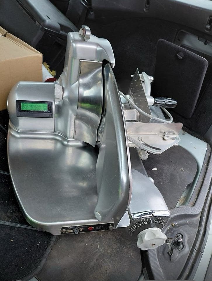 Snijmachine 834 in goede staat, Ophalen, Gebruikt
