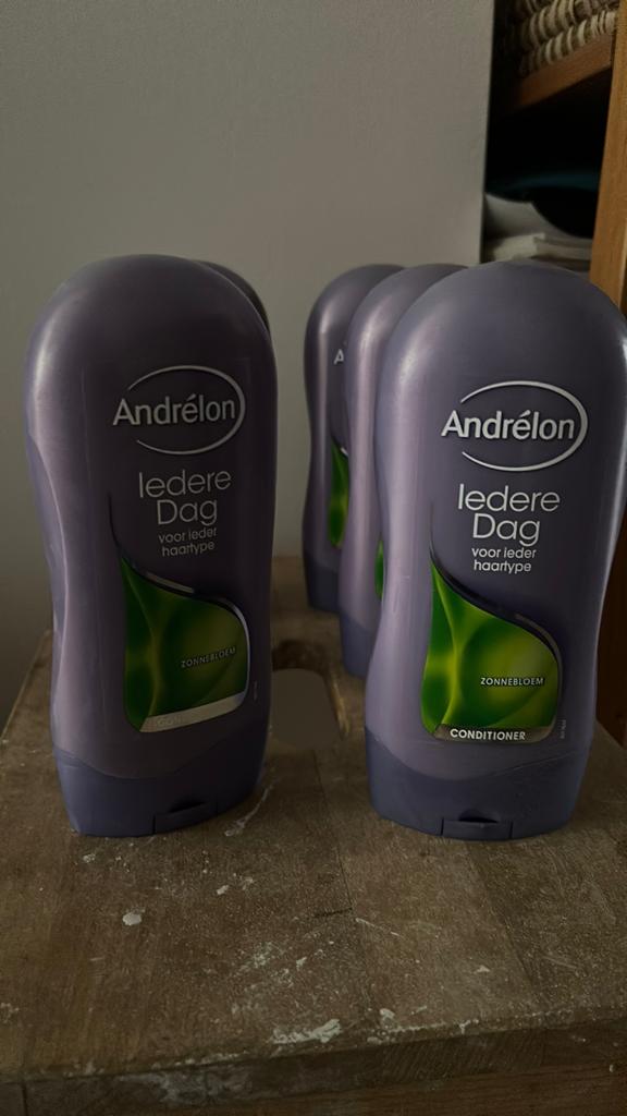 6 flessen iedere dag, Ophalen, Nieuw, Shampoo of Conditioner