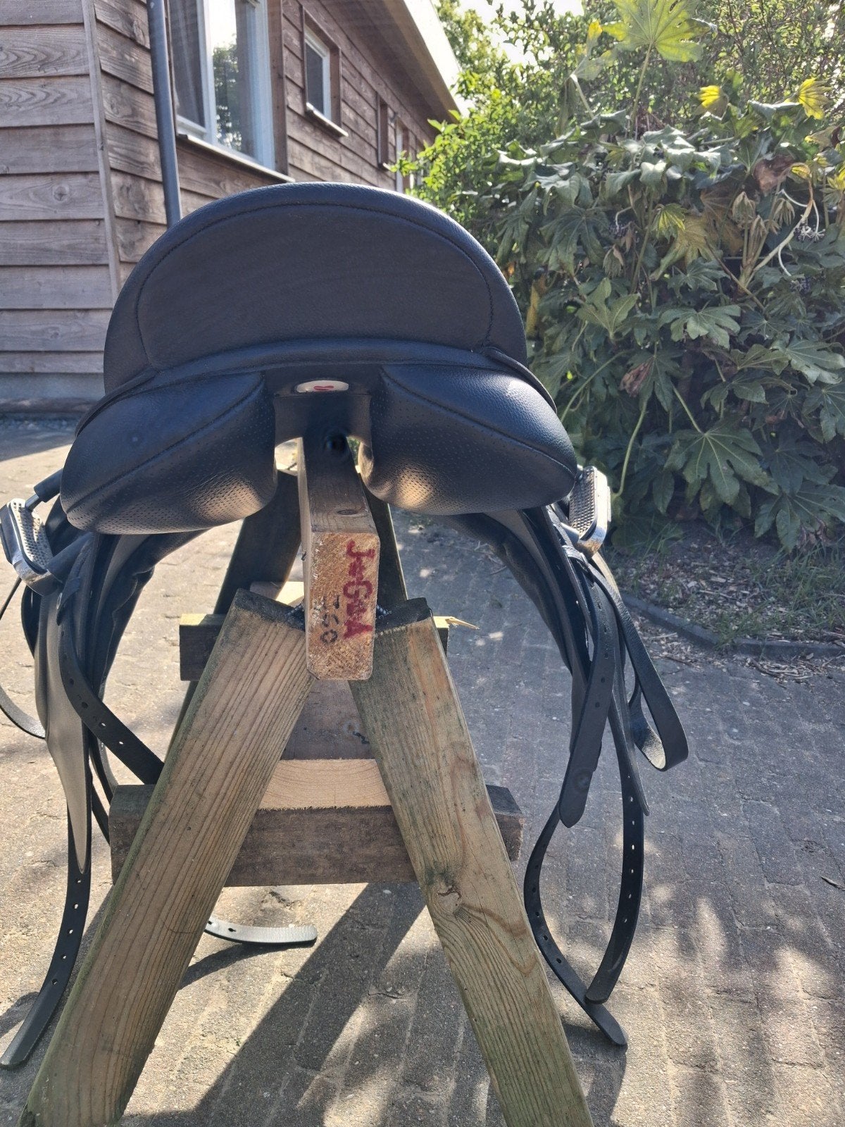 Mooi dressuur wintec 500 hart  wide zadel 18 inch, Dieren en Toebehoren, Ophalen, Zo goed als nieuw, Dressuur