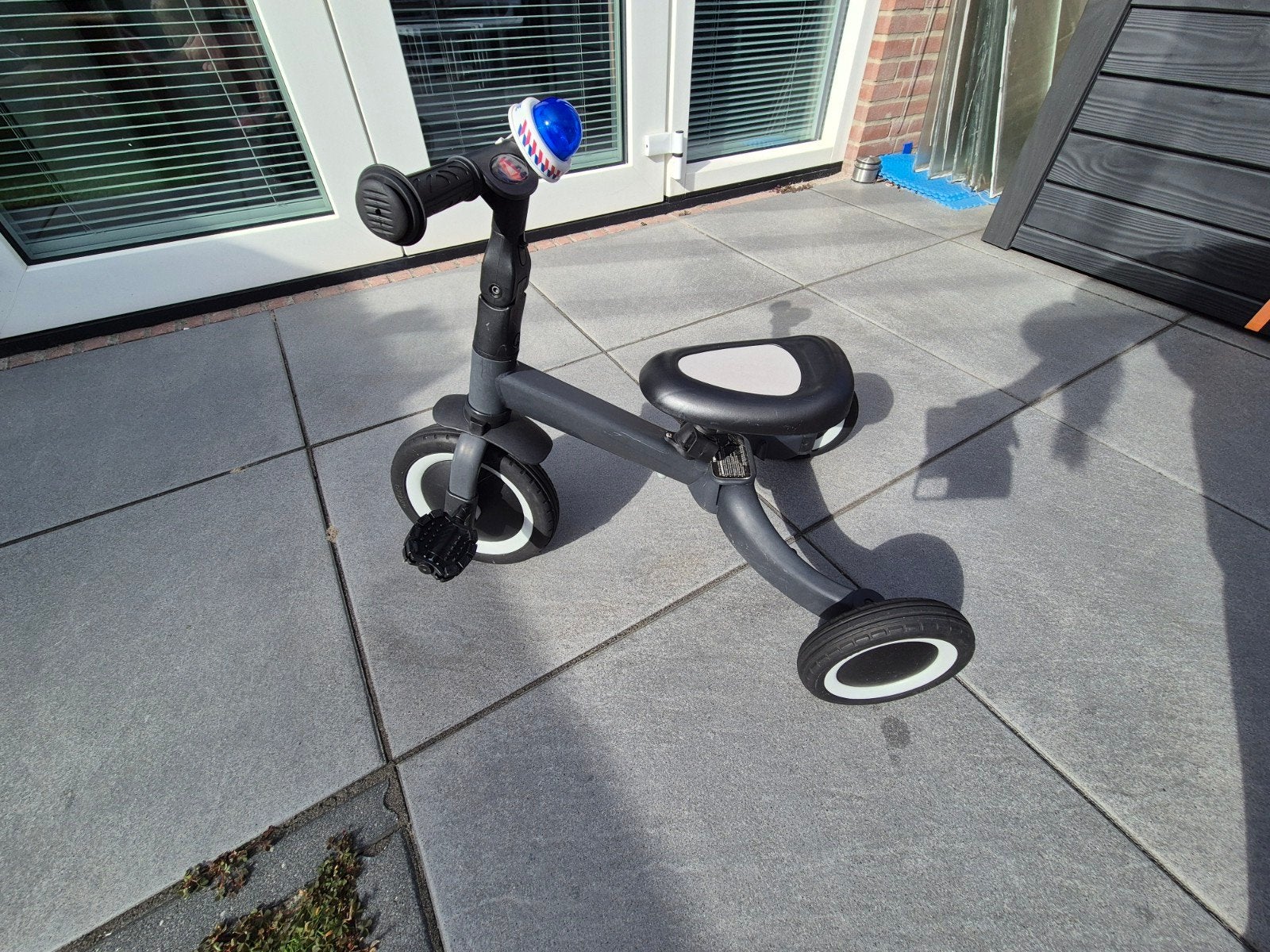 2-in-1 Loopfiets/Driewieler met en zonder trappers, Ophalen, Zo goed als nieuw, Loopfiets