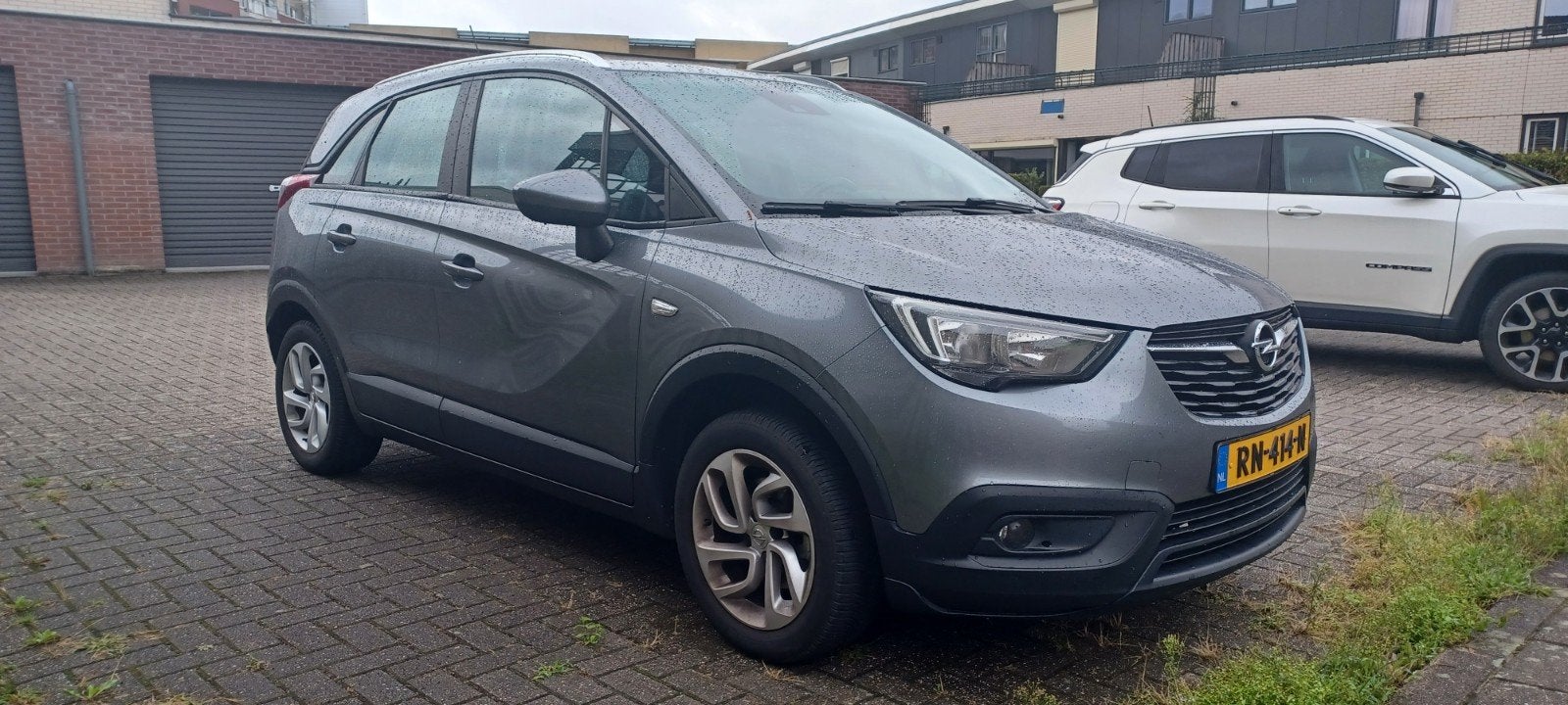Opel Crossland X 1.2 Turbo 130pk 2018 Grijs, 1199 cc, 49 €/maand, Origineel Nederlands, Handgeschakeld