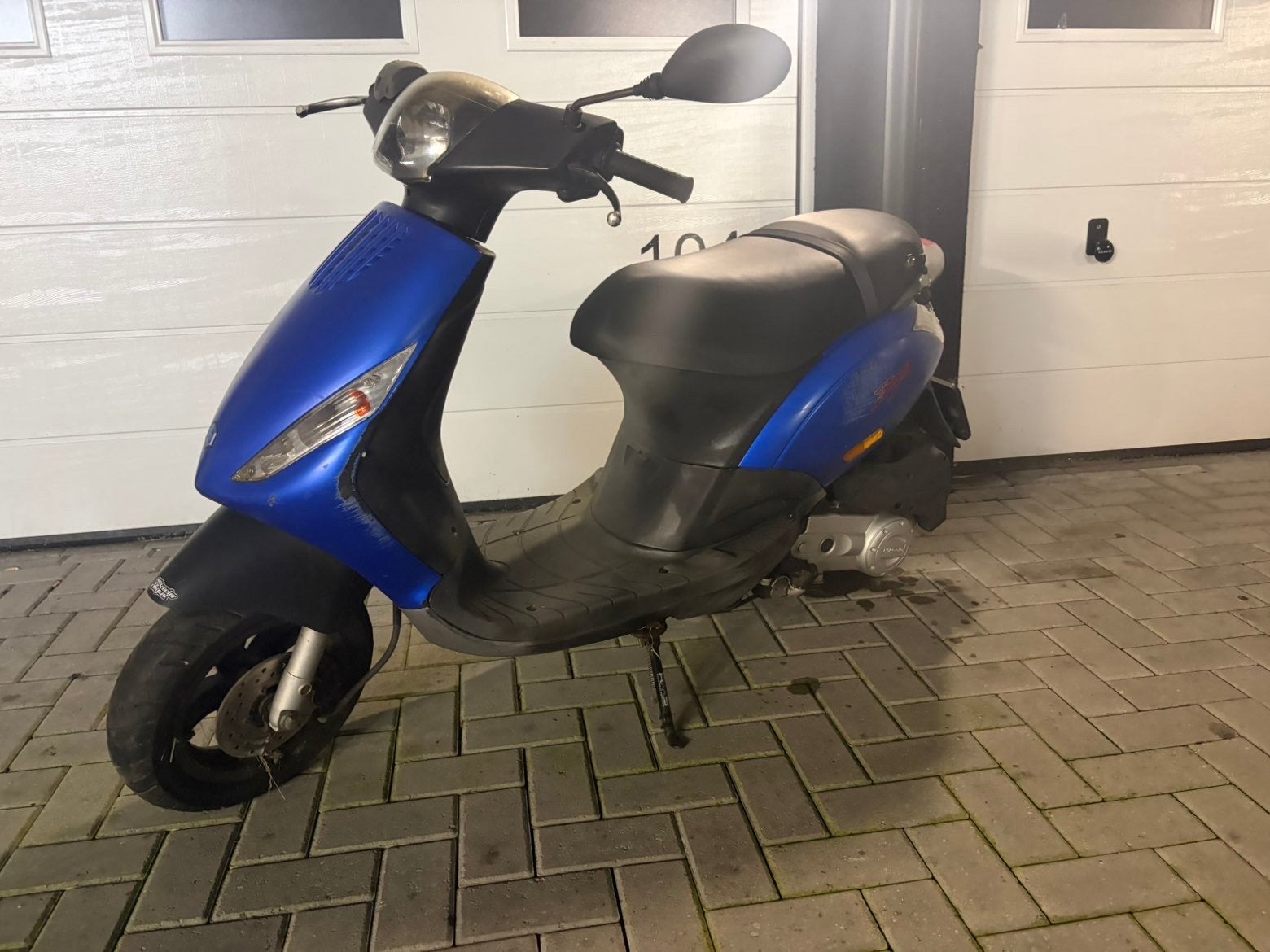 Piaggio zip iget brom, Fietsen en Brommers, Maximaal 45 km/u, Zip, Ophalen of Verzenden, Zo goed als nieuw