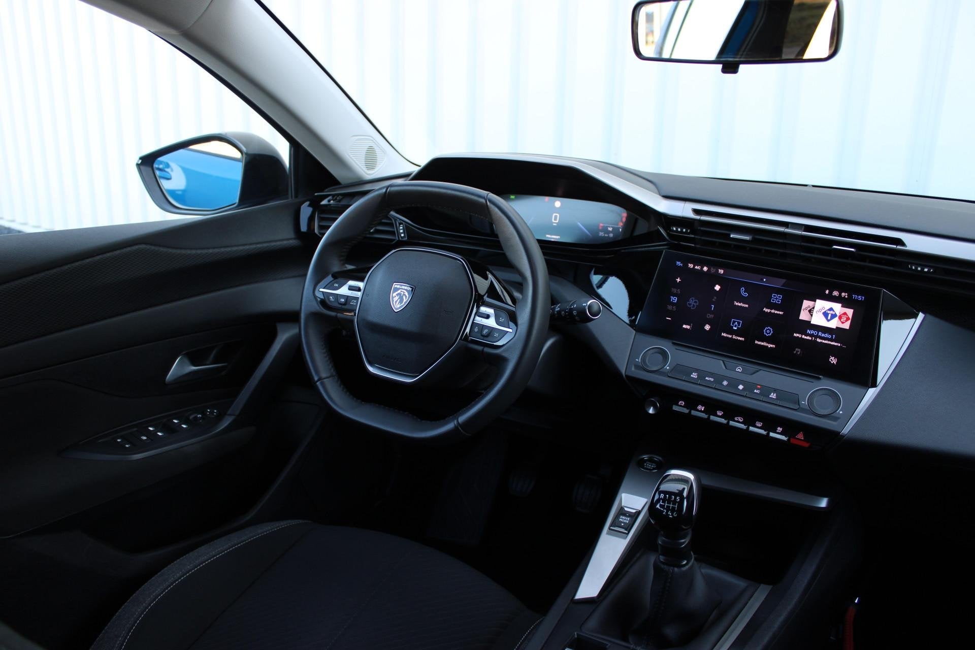 Peugeot 308 1.2 PureTech Active Pack Business | Incl. 12 maa, Stof, Gebruikt, 1199 cc, Blauw