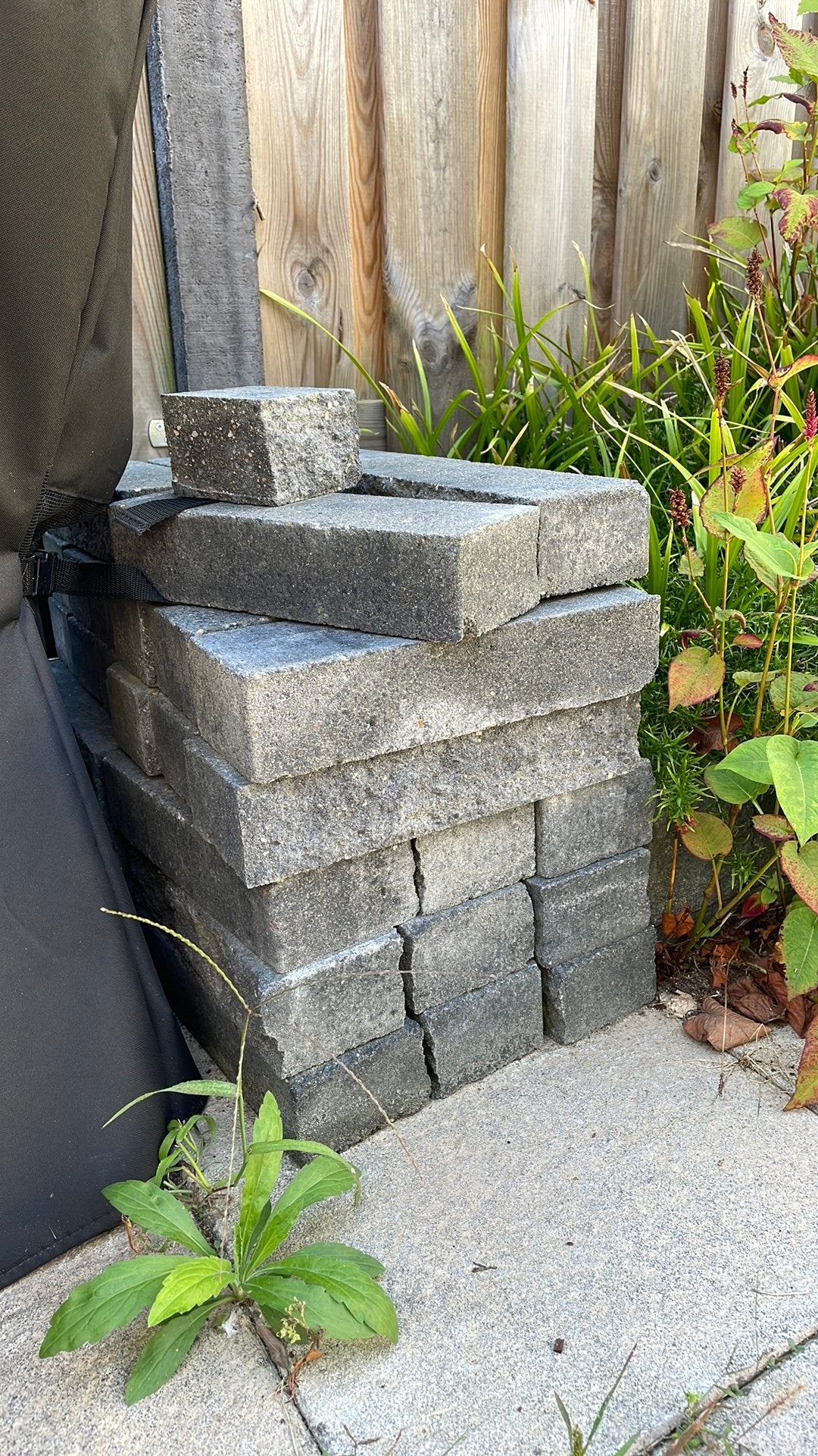 Border tegels 23 stuks, Tuin en Terras, Ophalen, Zo goed als nieuw, Beton, Terrastegels