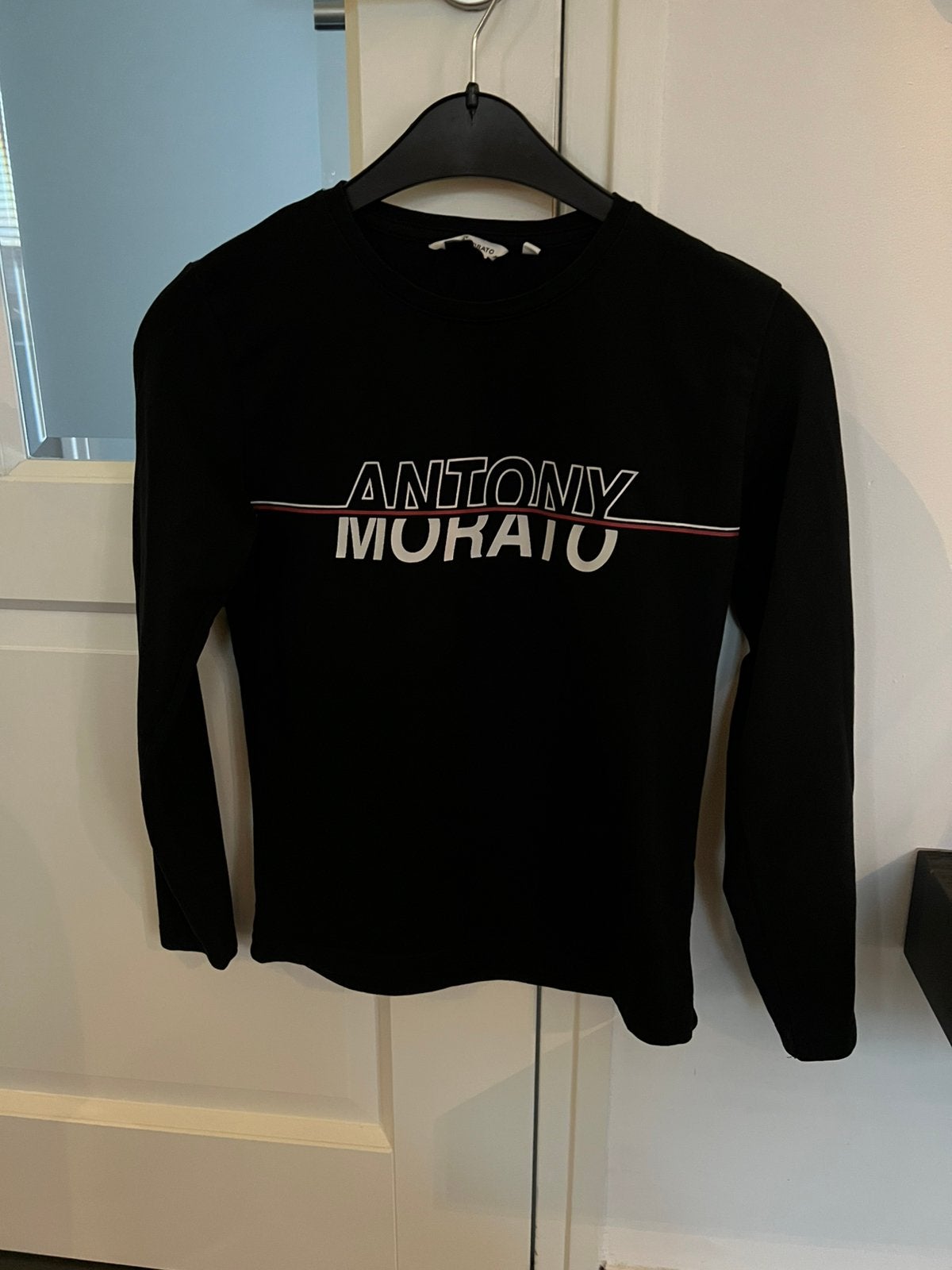 Antony morato zwart longsleeve shirt  met opdruk mt 10 = 140, Ophalen of Verzenden, Zo goed als nieuw, Jongen, Shirt of Longsleeve