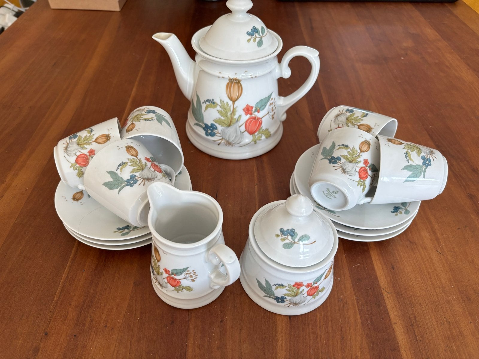 Compleet servies (diner en thee), Overige merken, Vintage, Ophalen of Verzenden, Zo goed als nieuw