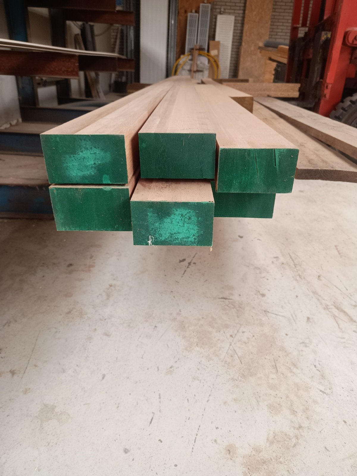 hardhouten balken. meranti gelamineerd, Doe-het-zelf en Verbouw, Hout en Planken, Ophalen, Nieuw, Balk, Overige houtsoorten