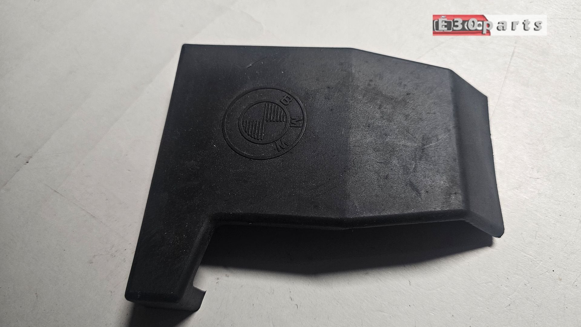 Afdekkap gasklephuis M40 BMW 3 / 5 serie E30 E34 13541715399, Auto-onderdelen, Brandstofsystemen, Gebruikt, -, Ophalen of Verzenden