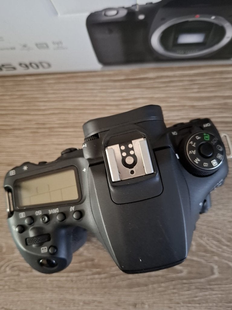 Foto 5 van Canon eos 90D NIEUWSTAAT