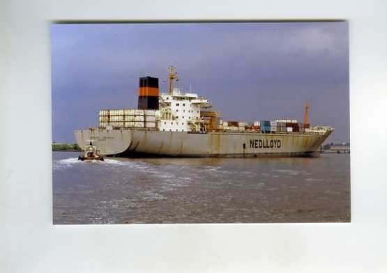 scheepvaart-foto-nedlloyd zeelandia, Verzamelen, Ophalen of Verzenden, Zo goed als nieuw, Motorboot, Boek of Tijdschrift