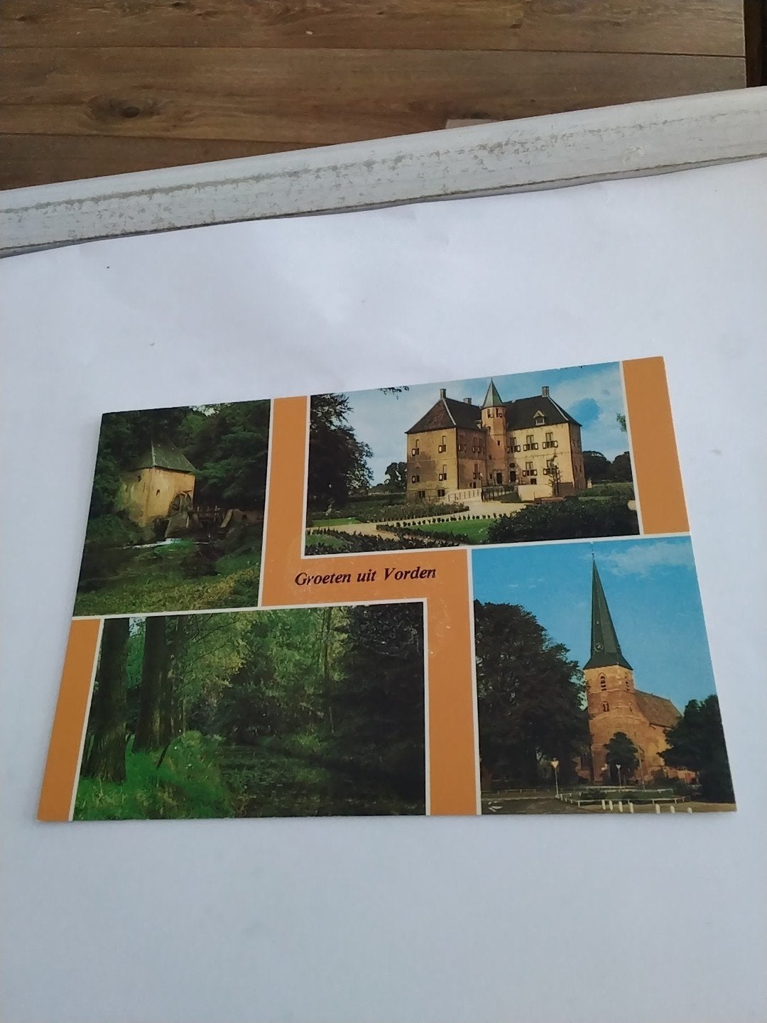 Ansichtkaart Groeten uit Vorden - Kasteel, Kerk, Watermolen, Ophalen of Verzenden, 1960 tot 1980, Ongelopen, Gelderland
