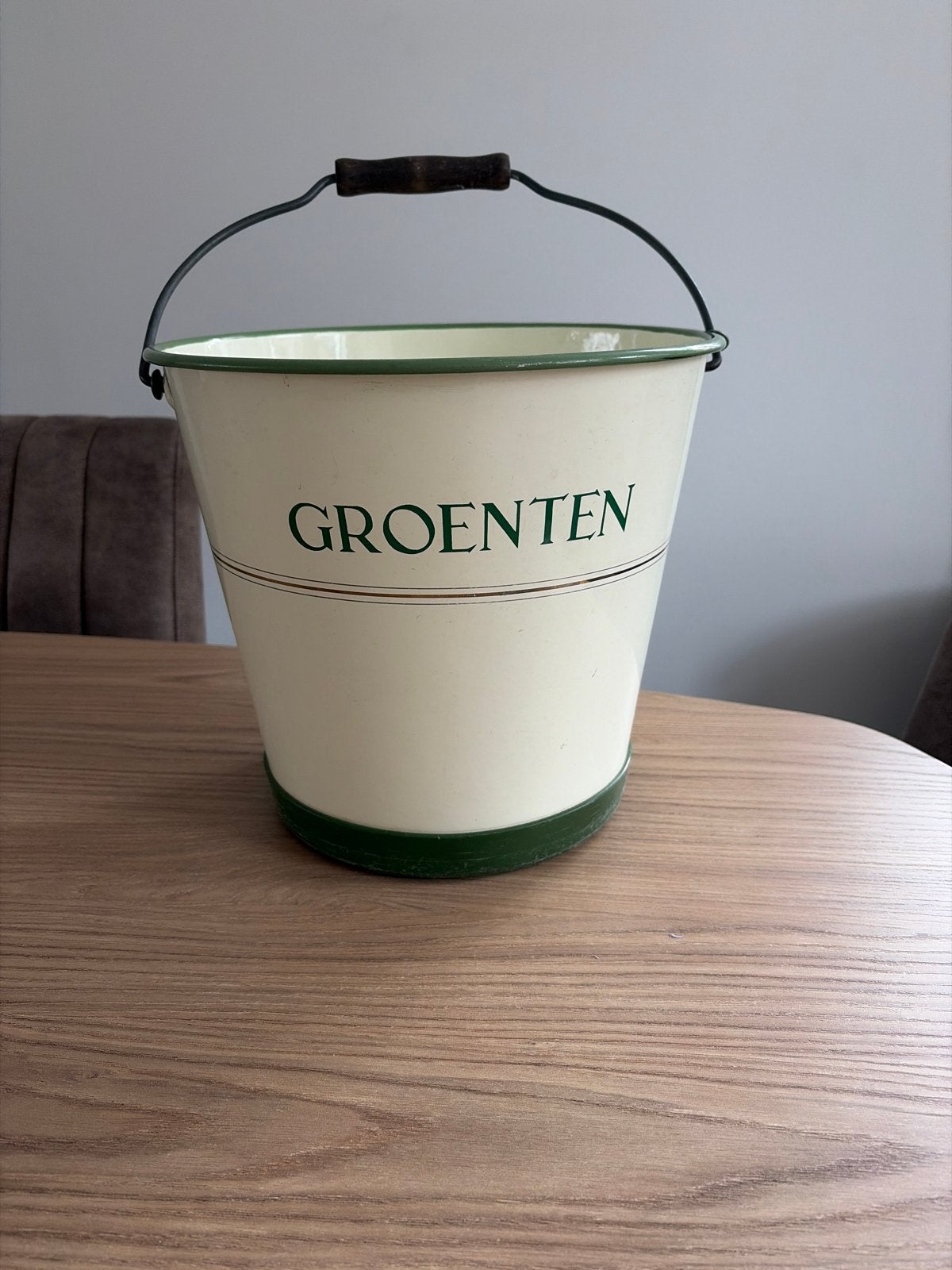 Emaille groente emmer crème en groen, Ophalen