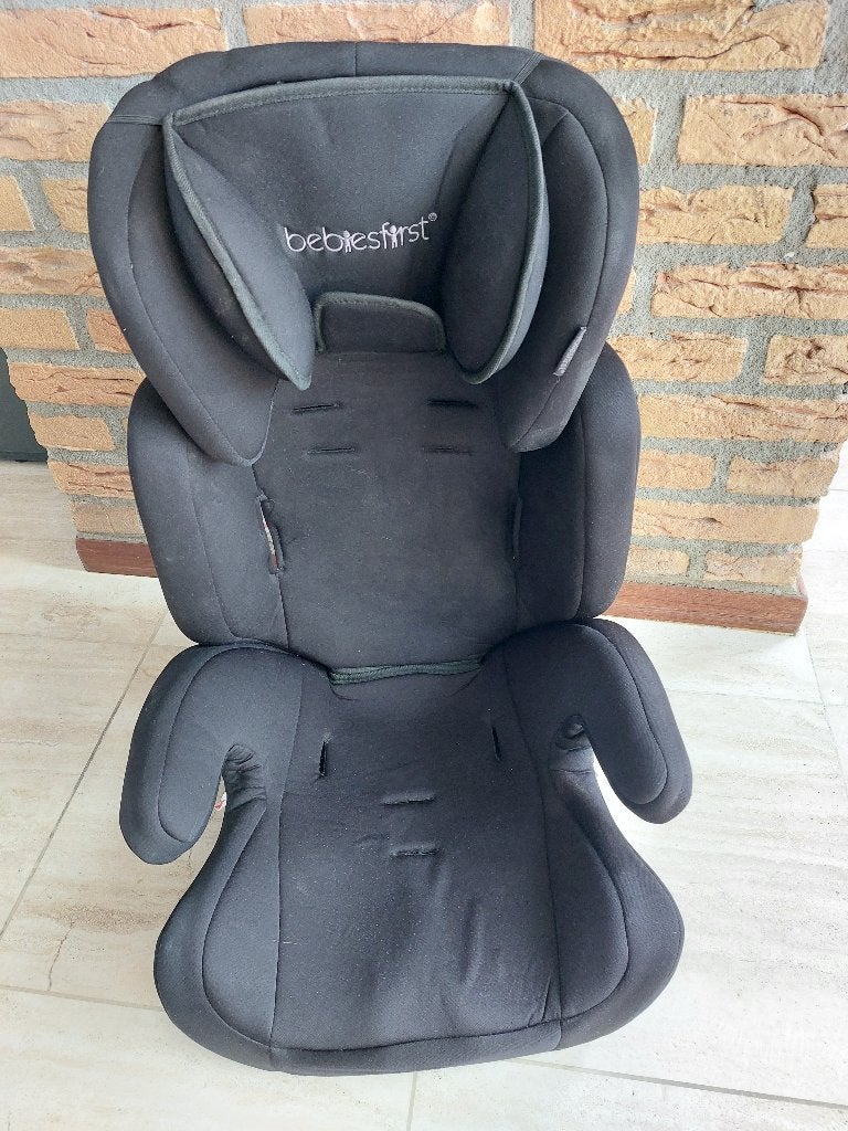 stoelverhoger met ruggesteun., Autogordel, 15 t/m 36 kg, Zo goed als nieuw, Afneembare rugleuning