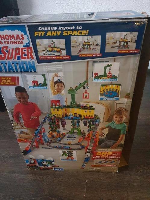 Thomas de trein Trackmaster Komplete Super Station, Kinderen en Baby's, Ophalen of Verzenden, Zo goed als nieuw