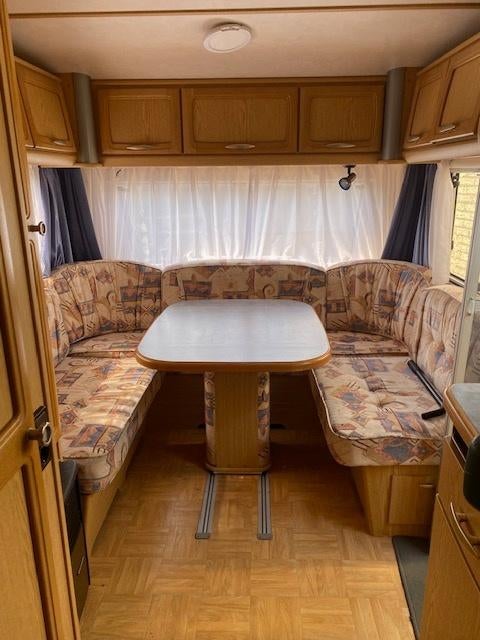 caravan, T.E.C., 2 aparte bedden, Rondzit, Particulier