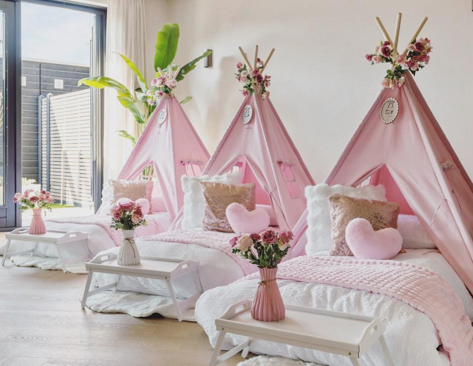 Slaapfeestje in een tipi, pyjama feestje, tipi tent feestje