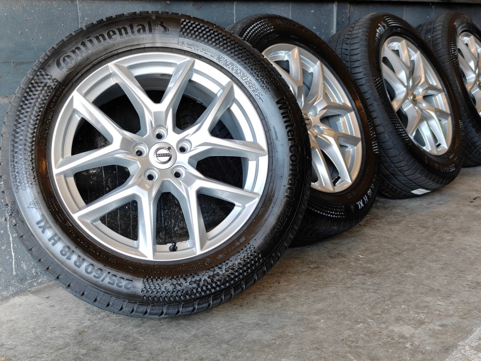 18" Originele Volvo XC60 Winterset Continental Y-Spoke, 18 inch, Gebruikt, Banden en Velgen, Onbekend