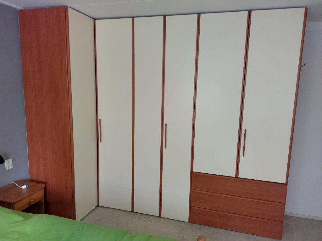 Kledingkast met een hoek, Huis en Inrichting, Gebruikt, 200 cm of meer, 200 cm of meer, Overige houtsoorten