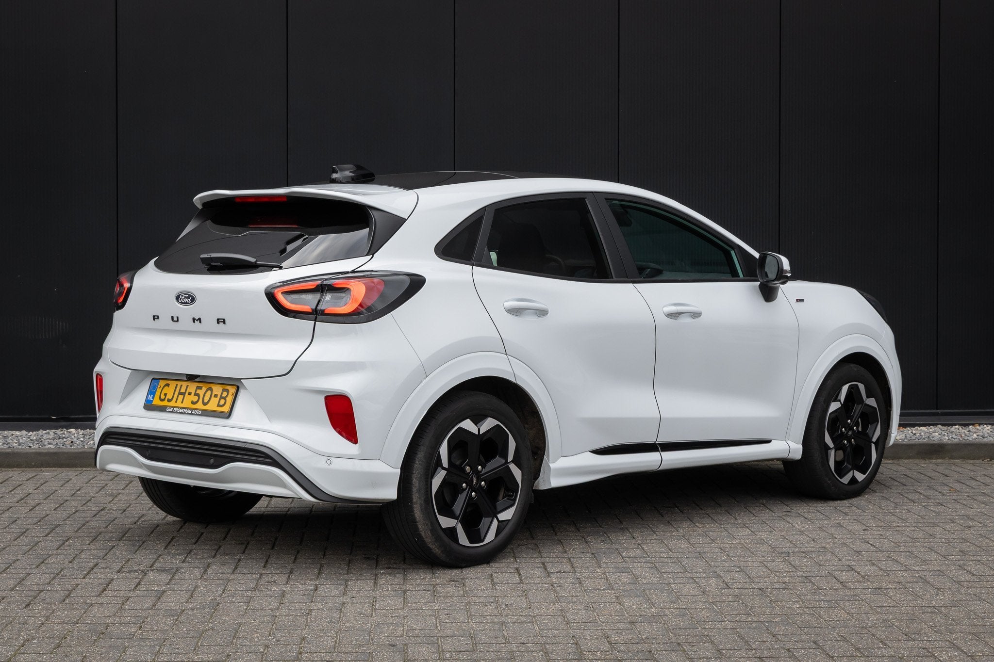 Ford Puma 1.0 EcoBoost Hybrid ST-Line X, 125 pk, Wit, Origineel Nederlands, Bedrijf