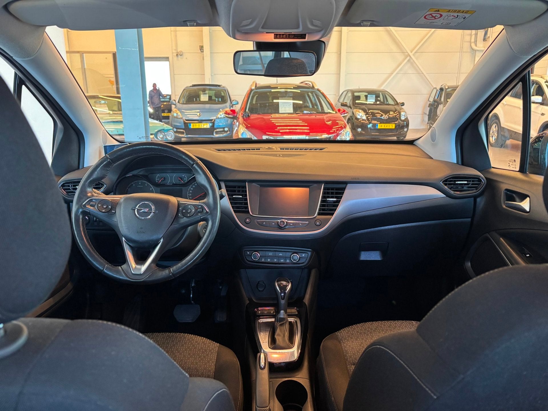 Opel Crossland X Ultimate Automaat | CarPlay | Stoel/Stuurve, Gebruikt, 1199 cc, Zwart, Bedrijf