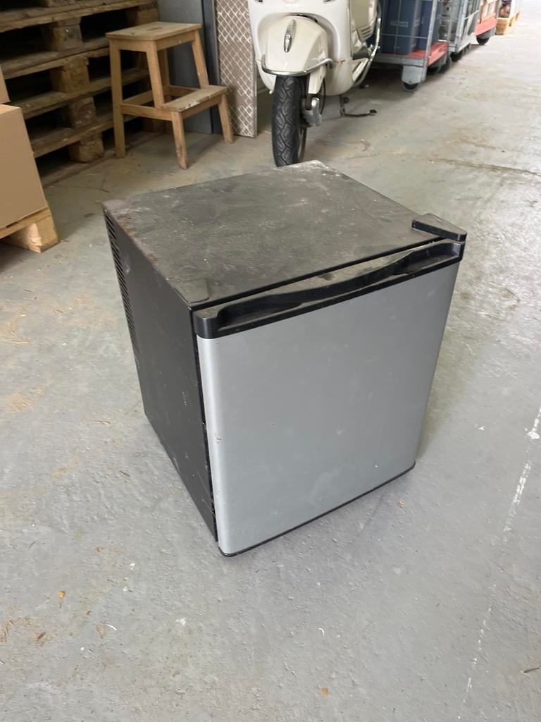 4x Mini Koelkast - Compact en Handig, Caravans en Kamperen, Koelboxen, Ophalen, Gebruikt