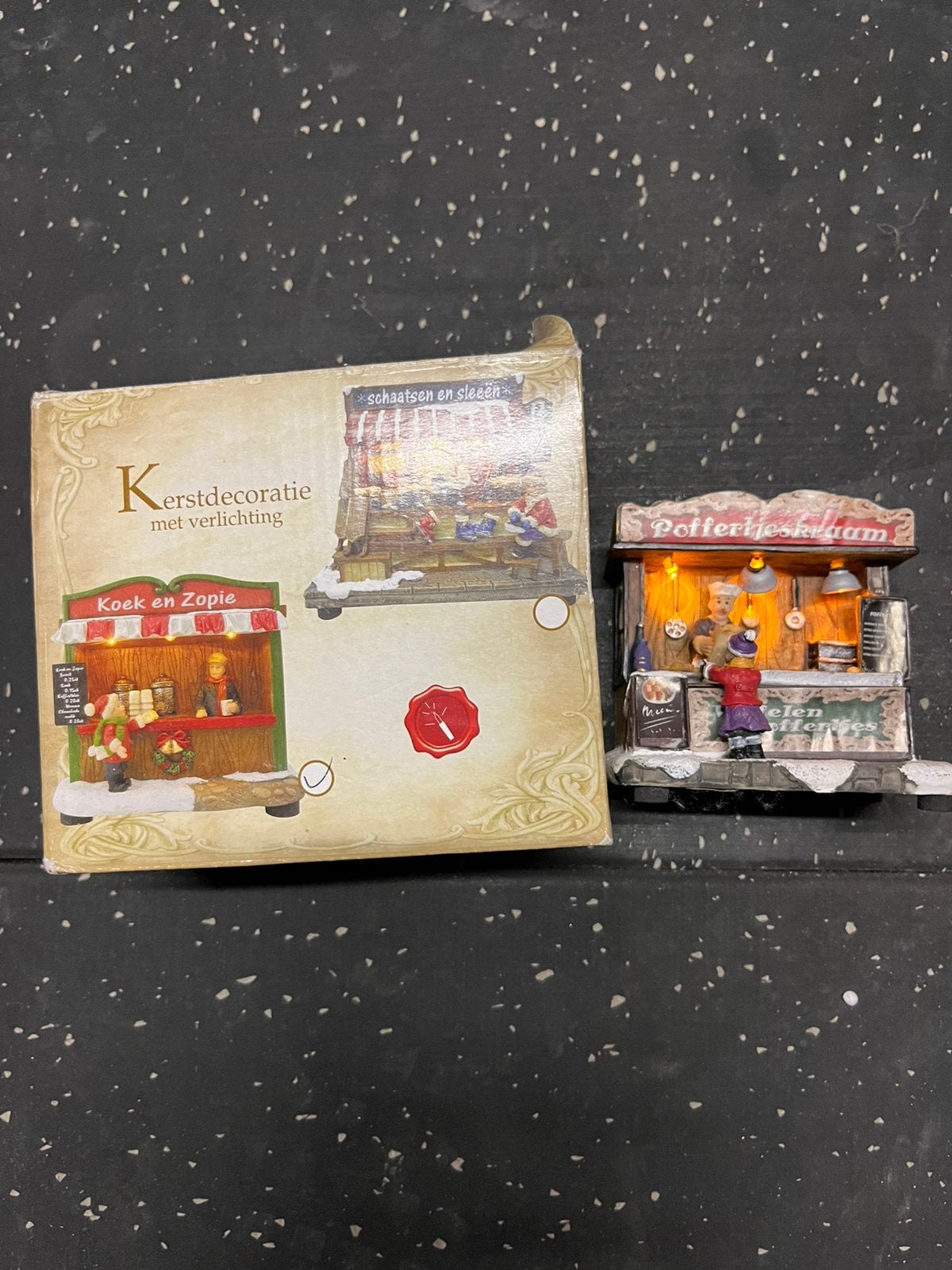 Diverse kerst items voor een kerstdorp, Ophalen, Zo goed als nieuw