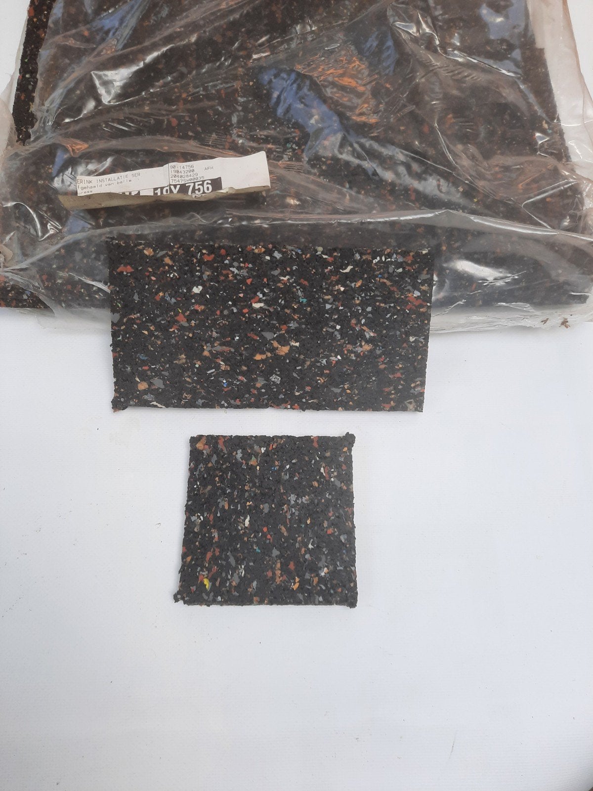 Tegeldrager 10x10x1 cm - Rubbergranulaat, Tuin en Terras, Ophalen of Verzenden, Nieuw, Rubber, Overige typen