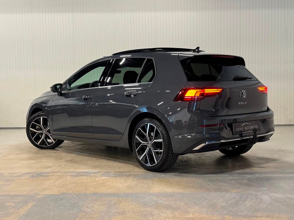 Volkswagen Golf 1.5 eTSI R-Line Edition | 50 JAHRE | FACELIF, Auto's, Volkswagen, 4 cilinders, 150 pk, Bedrijf, Automatische klimaatregeling
