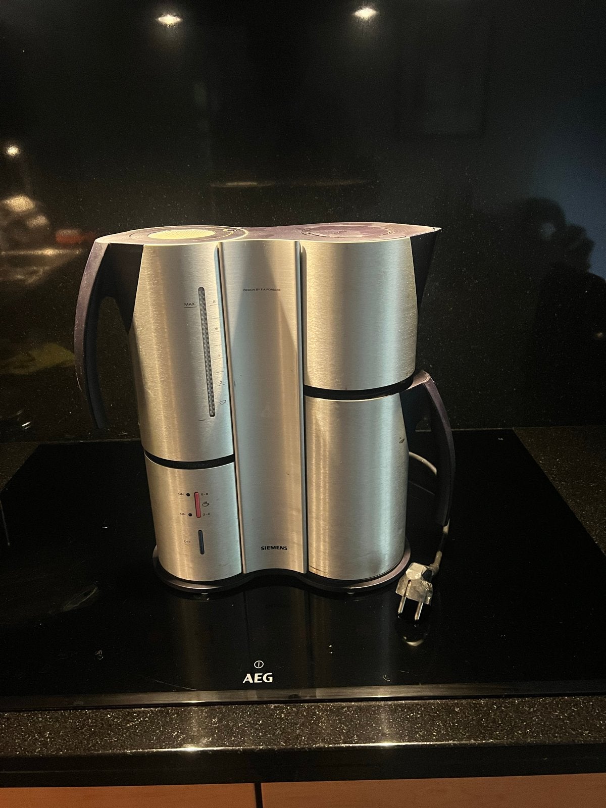 Siemens Porsche Design Koffiezeapparaat, Afneembaar waterreservoir, Gebruikt, Koffiemachine, Gemalen koffie