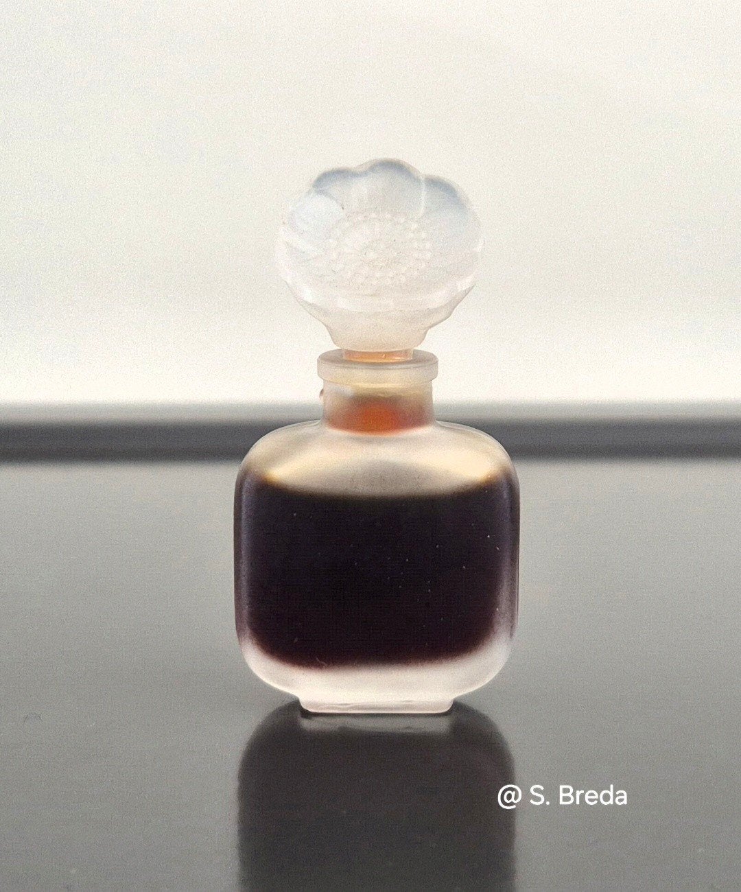 Estee Lauder - Youth Dew - Vintage jaren '70 miniatuur, Ophalen of Verzenden, Zo goed als nieuw, Miniatuur, Gevuld