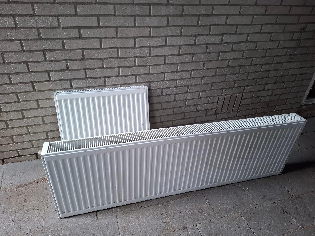 radiatoren, Doe-het-zelf en Verbouw, Verwarming en Radiatoren, Ophalen, 30 tot 80 cm, Gebruikt, Radiator