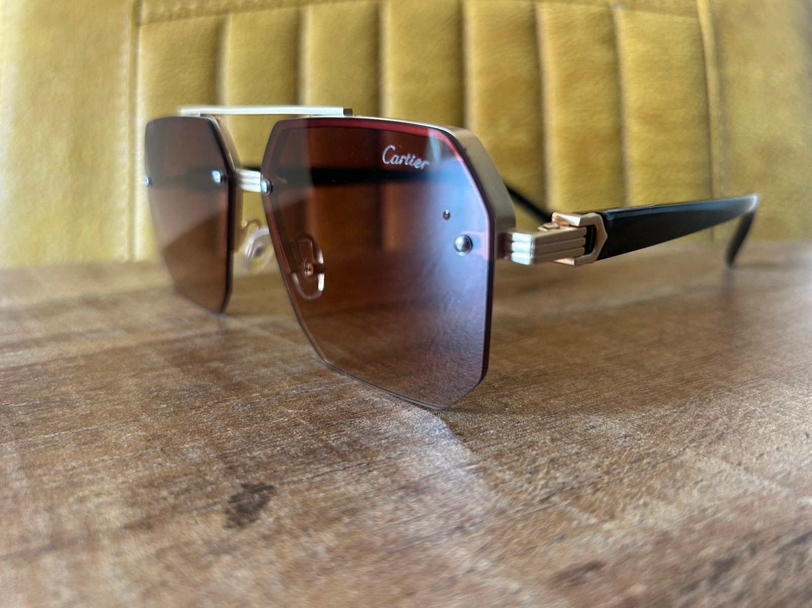 Nieuw - luxe Cartier zonnebril bruin/goud UV400 protect, Ophalen of Verzenden, Nieuw, Bruin, Overige merken