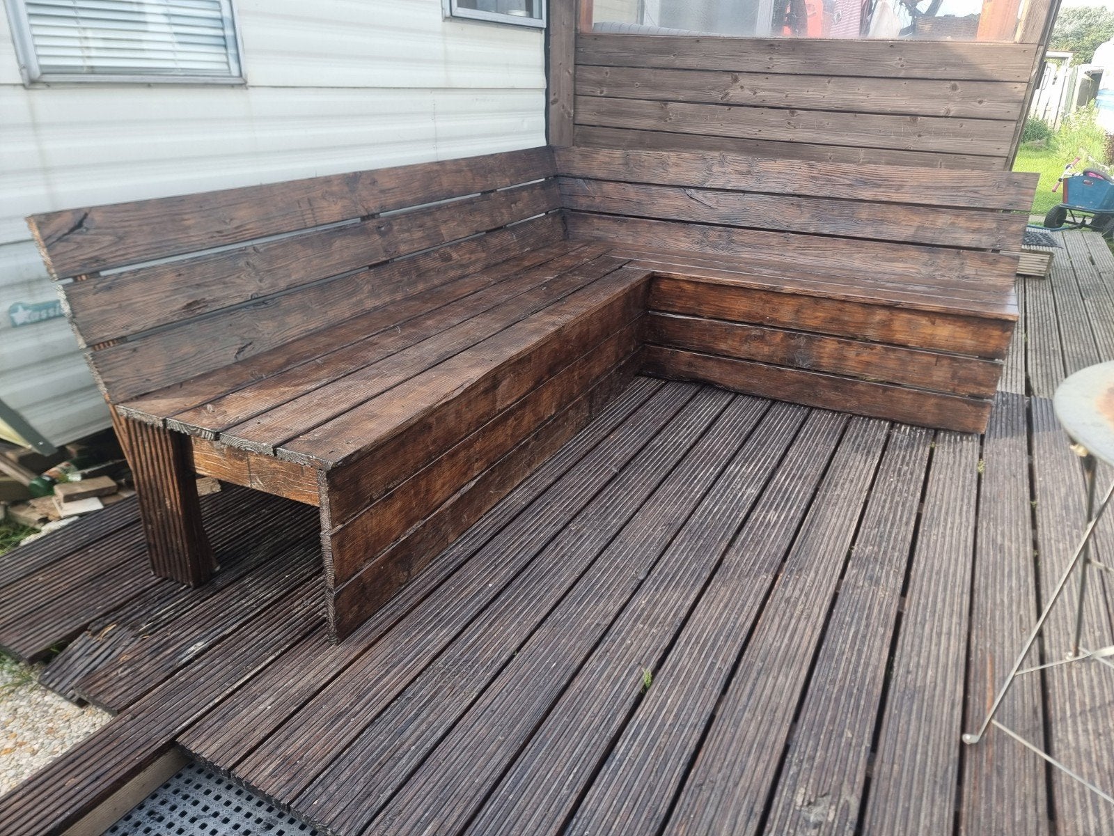 Robuuste houten hoekbank voor tuin of terras, Ophalen, Zo goed als nieuw, Hout
