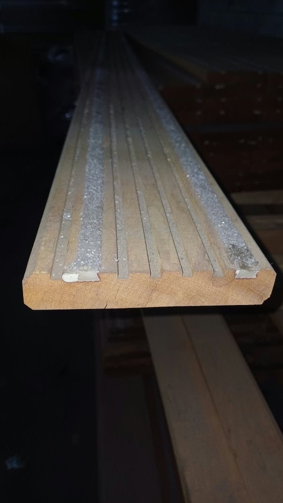 Partij hardhouten vlonderplanken met antislip, Tuin en Terras, Ophalen, Nieuw, Hout