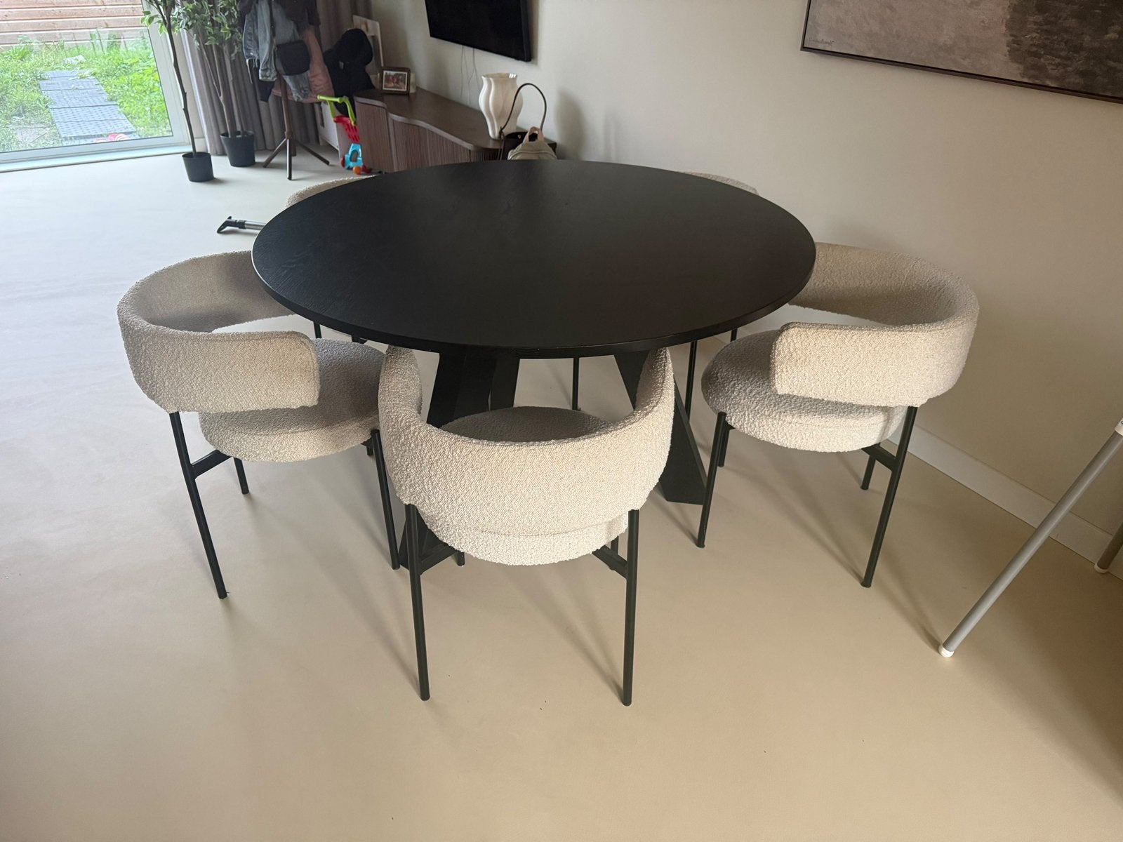 WOOOD Rhonda eettafel, Ophalen, Rond, Zo goed als nieuw, Vijf personen of meer