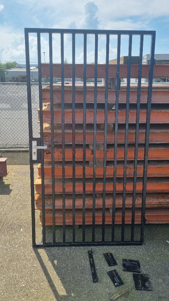 Poort spijlenhekwerk deur hekwerk ( 514 ), Ophalen, Gebruikt, Nb, Nb