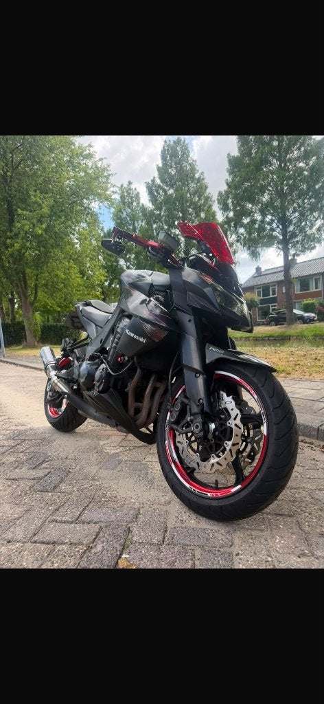 Kawasaki Z1000 black/zwart edition, 4 cilinders, Gebruikt, Particulier, ABS