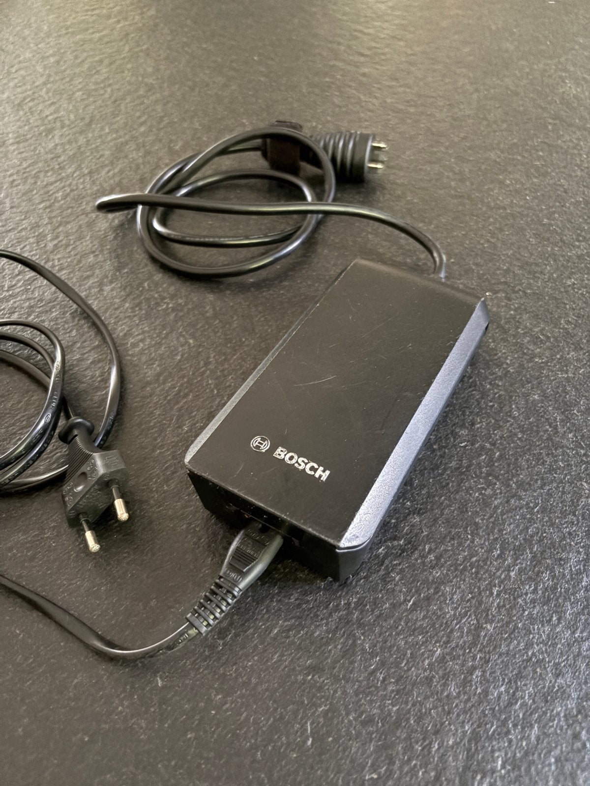 Bosch oplader 2A voor E-bike accu / batterij, Ophalen, Gebruikt