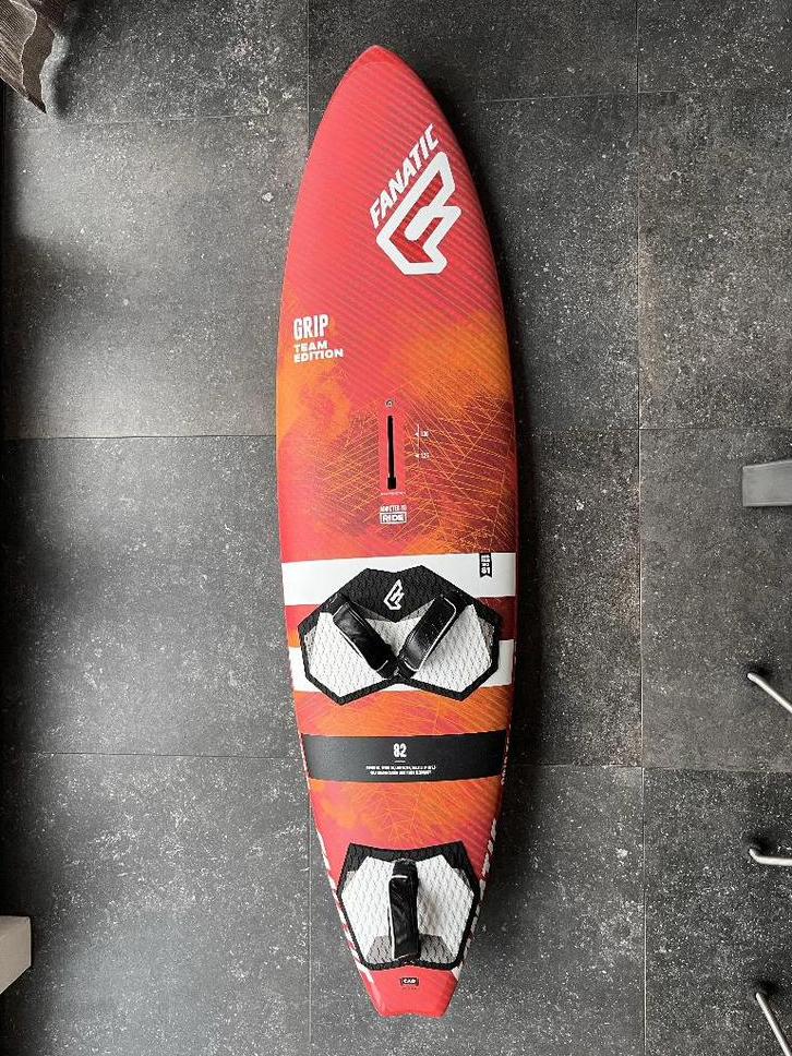 Fanatic Grip TE 82 liter, Watersport en Boten, Windsurfen, Ophalen, Gebruikt, Minder dan 250 cm, Met vin(nen)