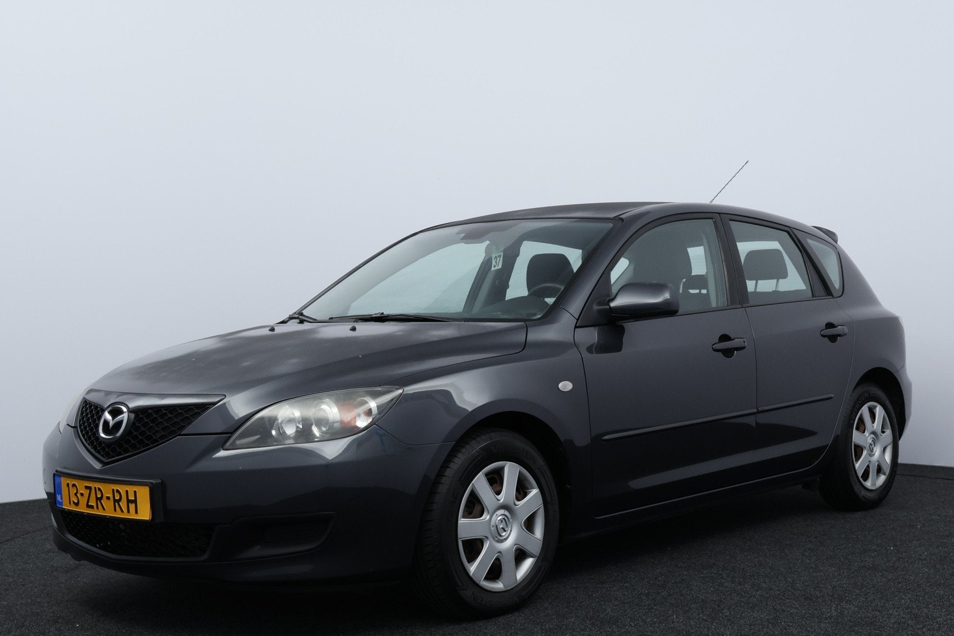 Mazda 3 1.6 S-VT Touring/ APK 11-2027!/ Airco!/ C.V.Afstand/, Voorwielaandrijving, Gebruikt, 4 cilinders, 1165 kg